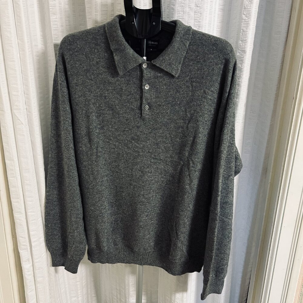 Men’s long-sleeve gray sweater EUC